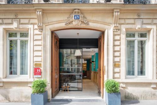 Helzear Paris